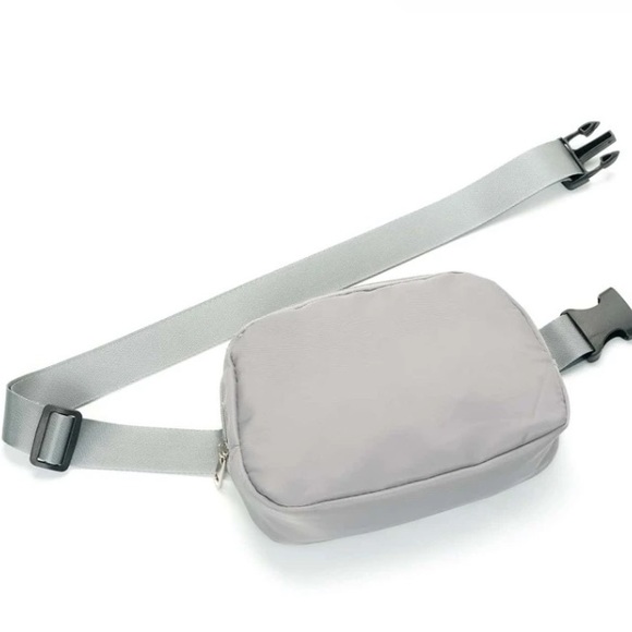 💙 Gray Double Pockets Release Buckle Adjustable Strap Fanny Pack - Picture 2 of 6